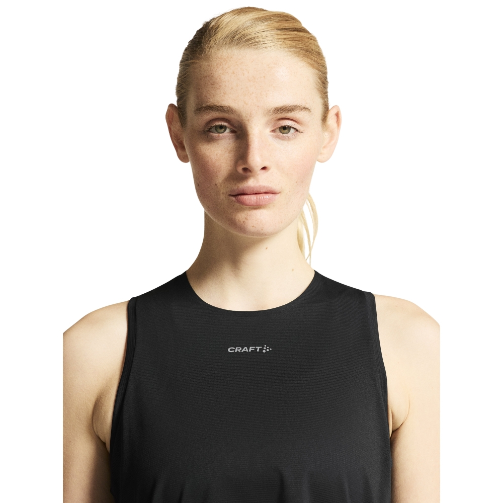 Craft Hypervent Singlet Women's Black C17298-9990 shirts en tops online bestellen bij Kathmandu Outdoor & Travel