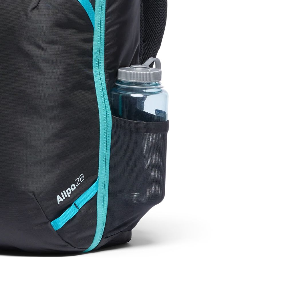 Cotopaxi Allpa 28L Travel Pack Del Dia Dark A28-F25-DDD reistassen online bestellen bij Kathmandu Outdoor & Travel