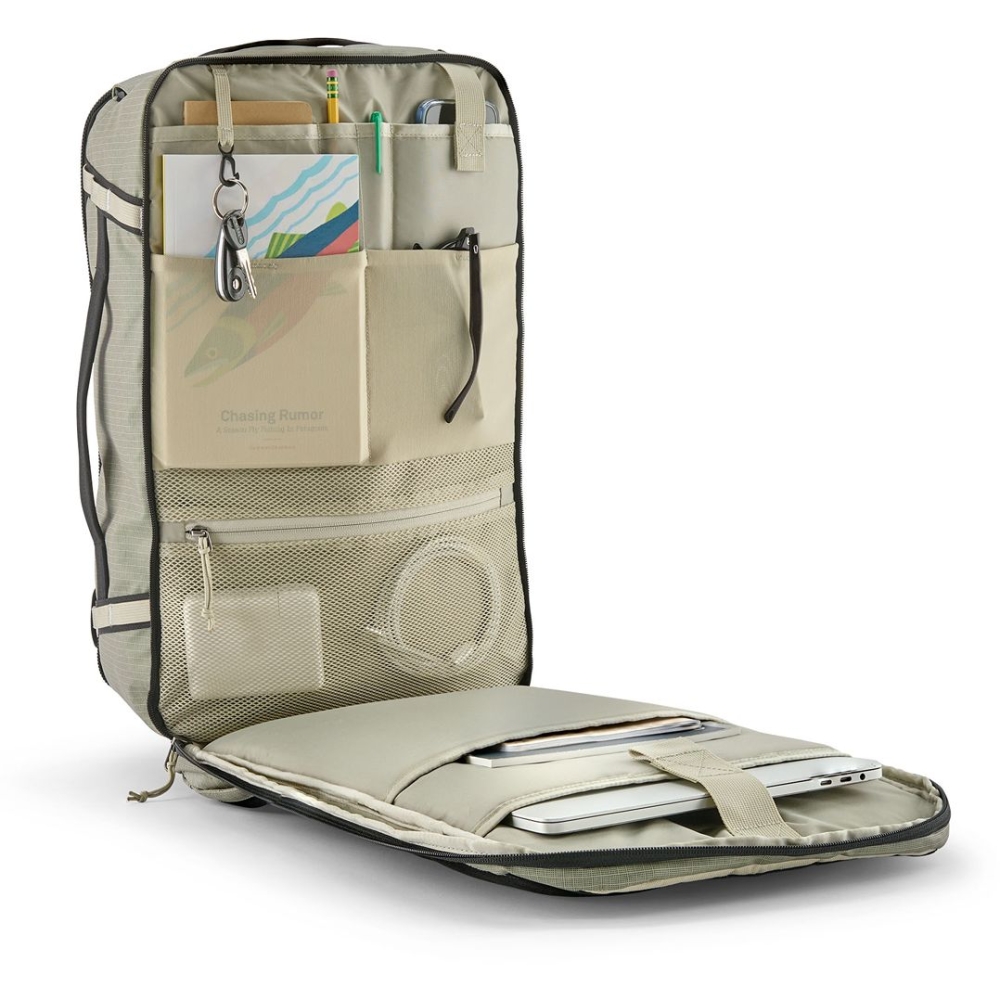 Patagonia Black Hole Mini MLC Weathered Stone 49266-WSTO reistassen online bestellen bij Kathmandu Outdoor & Travel