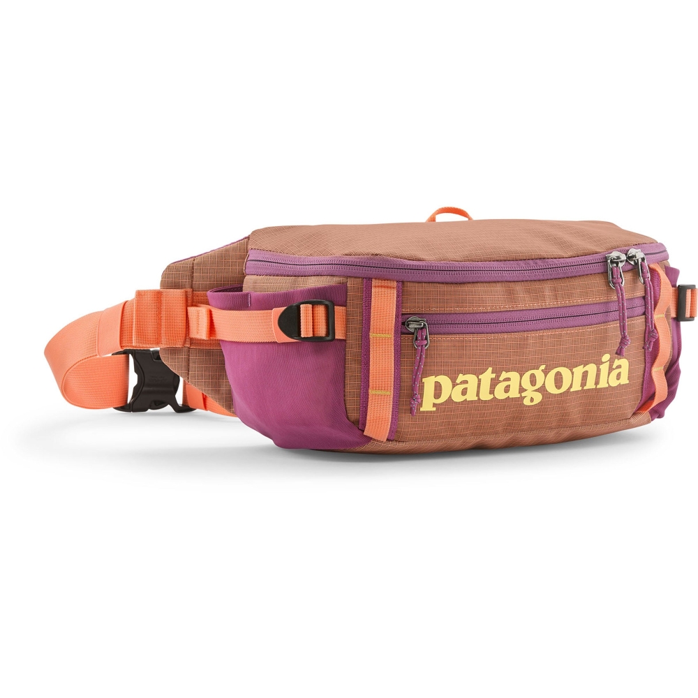Patagonia Patagonia Black Hole Waist Pack 5L 49282-PCHS tassen Patagonia Black Hole Waist Pack 5L Peach Sherbet 49282-PCHS tassen online bestellen bij Kathmandu Outdoor & Travel