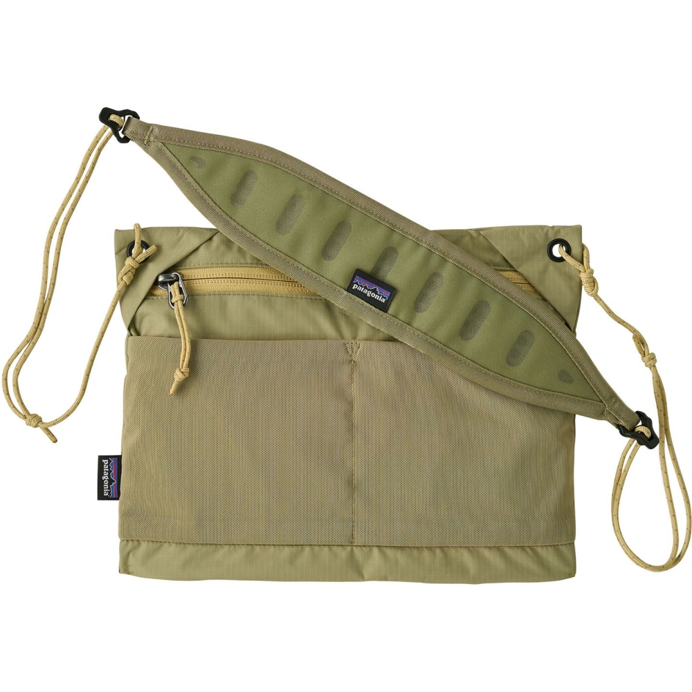 Patagonia Patagonia Terravia Sacoche 48835-GMTG tassen Patagonia Terravia Sacoche Gumtree Green 48835-GMTG tassen online bestellen bij Kathmandu Outdoor & Travel