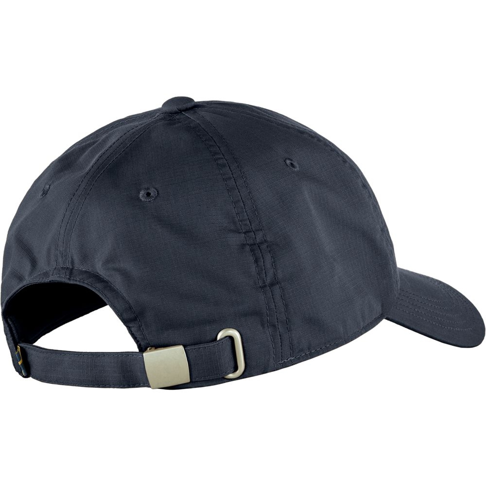 Fjällräven Fjällräven Fjällräven Logo Cap F13100181-555 kleding accessoires Fjällräven Fjällräven Logo Cap Dark Navy F13100181-555 kleding accessoires online bestellen bij Kathmandu Outdoor & Travel