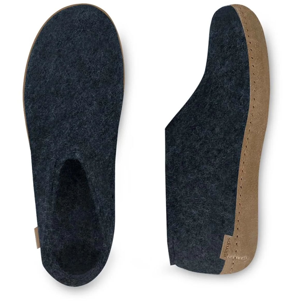 Glerups Glerups Shoe Leather A-10-Denim pantoffels en huissokken Glerups Shoe Leather Denim A-10-Denim pantoffels en huissokken online bestellen bij Kathmandu Outdoor & Travel