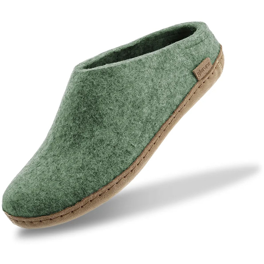 Glerups Glerups Slip-On Leather B-14-Moss pantoffels en huissokken  Glerups Slip-On Leather Moss B-14-Moss pantoffels en huissokken online bestellen bij Kathmandu Outdoor & Travel
