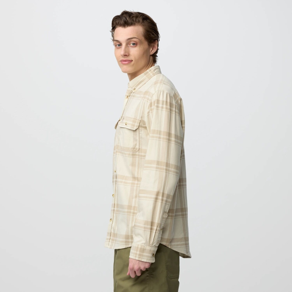 Fjällräven Övik Lite Flannel Shirt Chalk White-Fossil F12600311-113-118 shirts en tops online bestellen bij Kathmandu Outdoor & Travel
