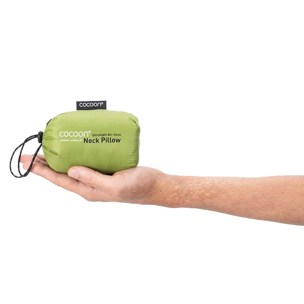 Cocoon Cocoon Air-Core Pillow UL M CACP3-UL2T slaapzakken Cocoon Air-Core Pillow UL M Wasabi / Grey CACP3-UL2T slaapzakken online bestellen bij Kathmandu Outdoor & Travel