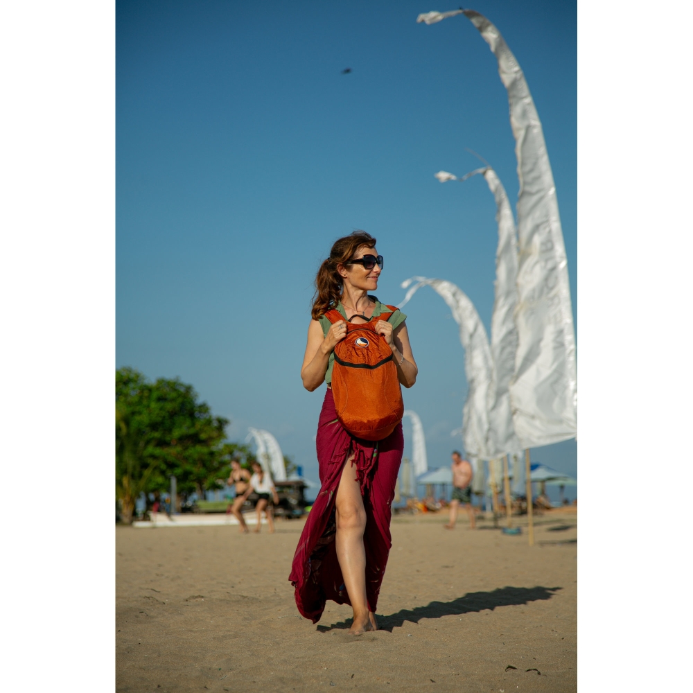 Ticket to the Moon Ticket to the Moon Mini Backpack TMMBP8282 dagrugzakken Ticket to the Moon Mini Backpack Copper / Copper TMMBP8282 dagrugzakken online bestellen bij Kathmandu Outdoor & Travel