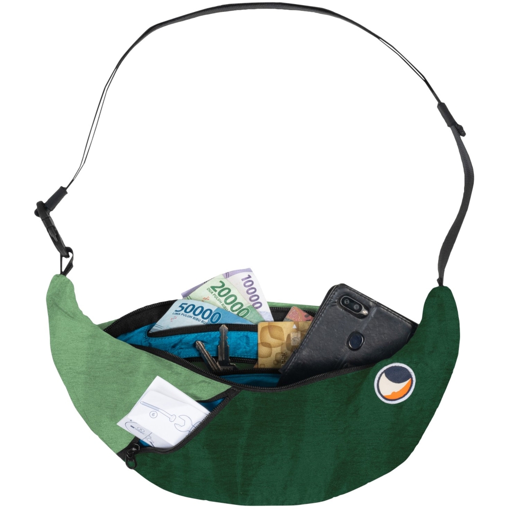 Ticket to the Moon Ticket to the Moon Upcycled Sling Bag TMSLB0573 tassen Ticket to the Moon Upcycled Sling Bag Dark Green / Jade Green TMSLB0573 tassen online bestellen bij Kathmandu Outdoor & Travel