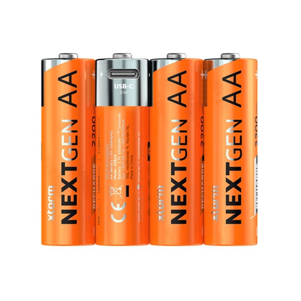 Xtorm Oplaadbare AA Batterijen met USB-C - 4 pack Orange XNG2AB4 energie & electronica online bestellen bij Kathmandu Outdoor & Travel