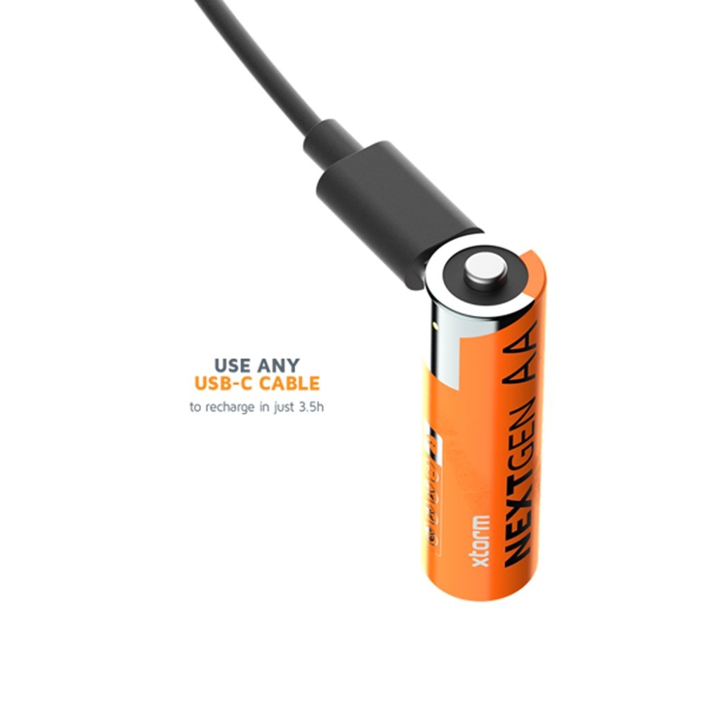 Xtorm Oplaadbare AA Batterijen met USB-C - 4 pack Orange XNG2AB4 energie & electronica online bestellen bij Kathmandu Outdoor & Travel