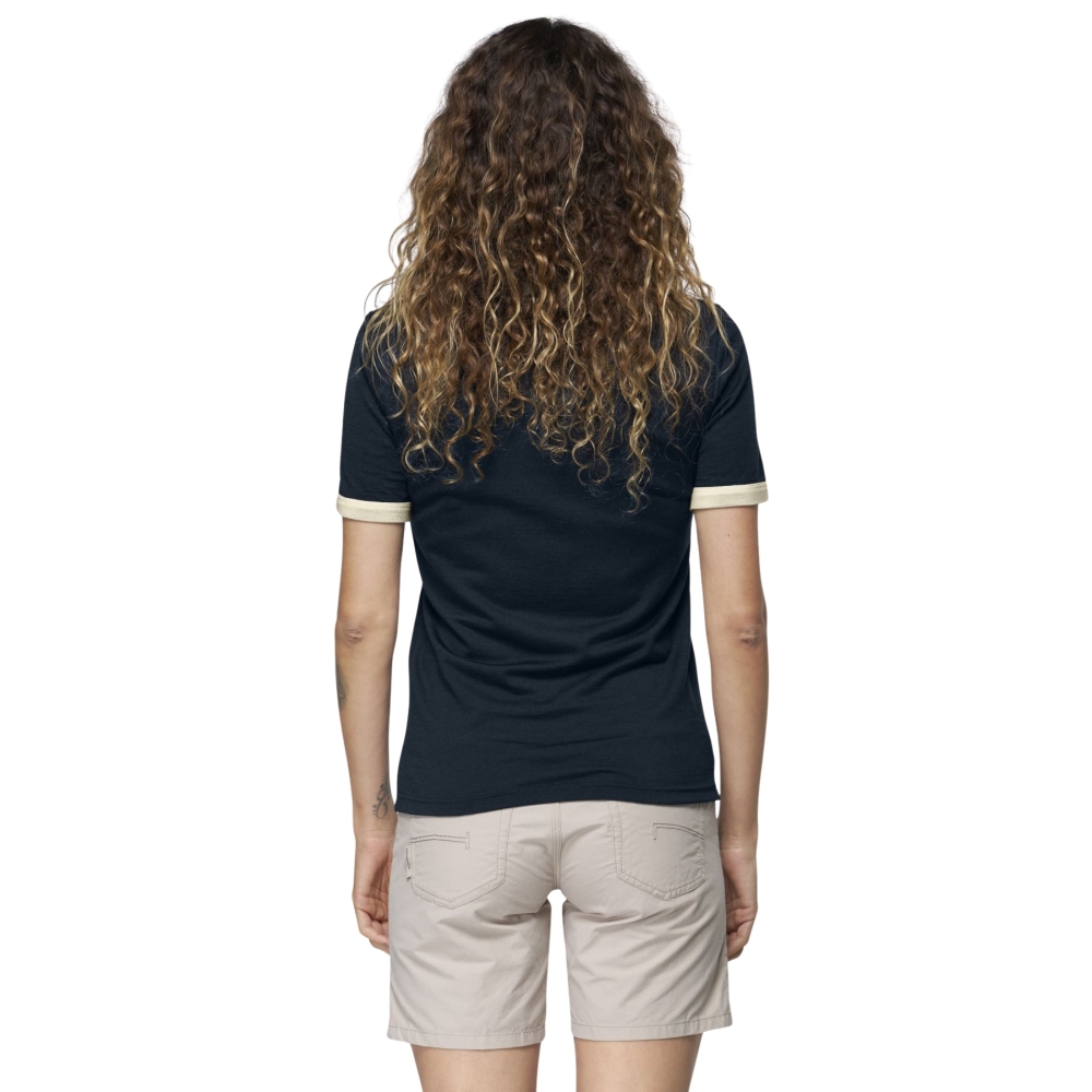 Devold Archive Ringer Tee Ink/Offwhite 183 280 A-284C shirts en tops online bestellen bij Kathmandu Outdoor & Travel