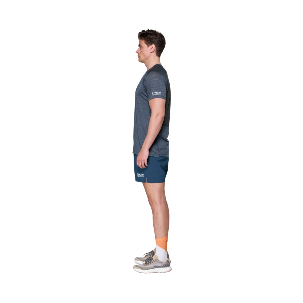 Devold Endurance Merino 130 Tee Night PDGO 293 210 C-287A shirts en tops online bestellen bij Kathmandu Outdoor & Travel