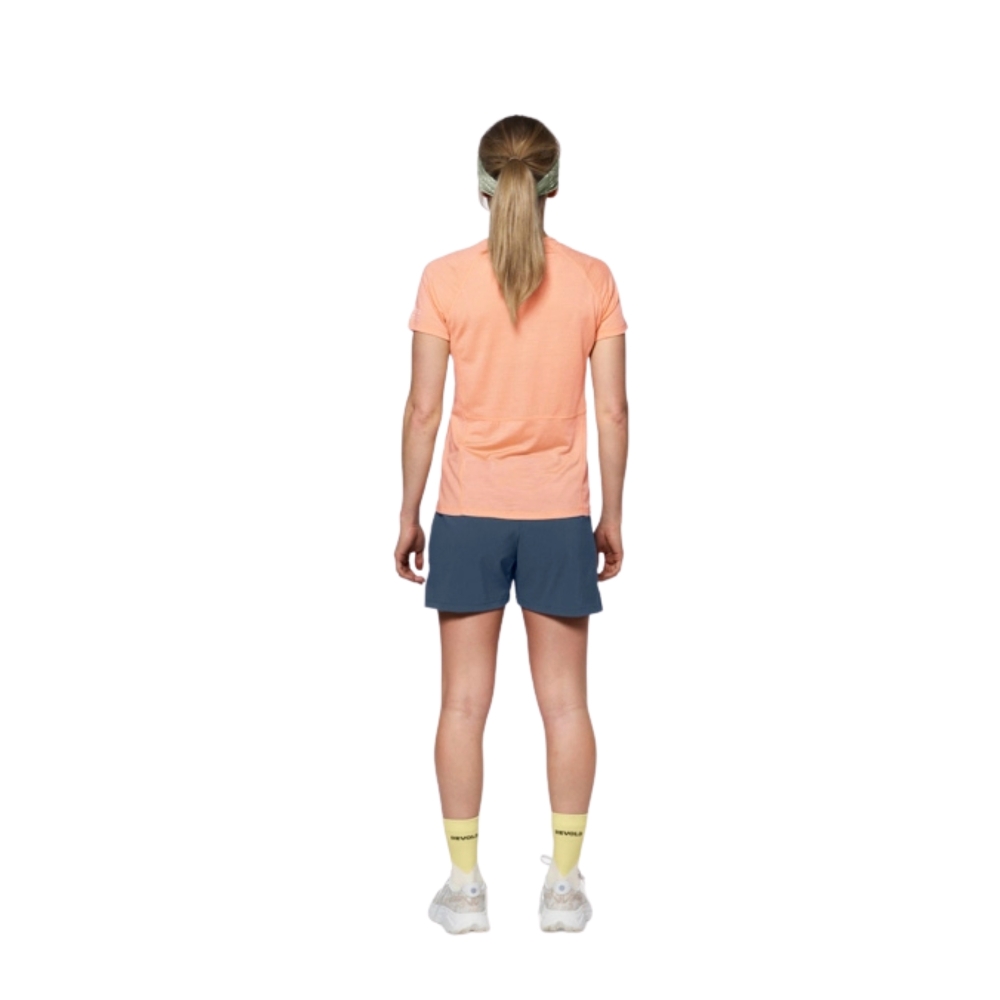 Devold Endurance Merino 130 Tee Women's Sunrise PDGO 293 219 E-102A shirts en tops online bestellen bij Kathmandu Outdoor & Travel