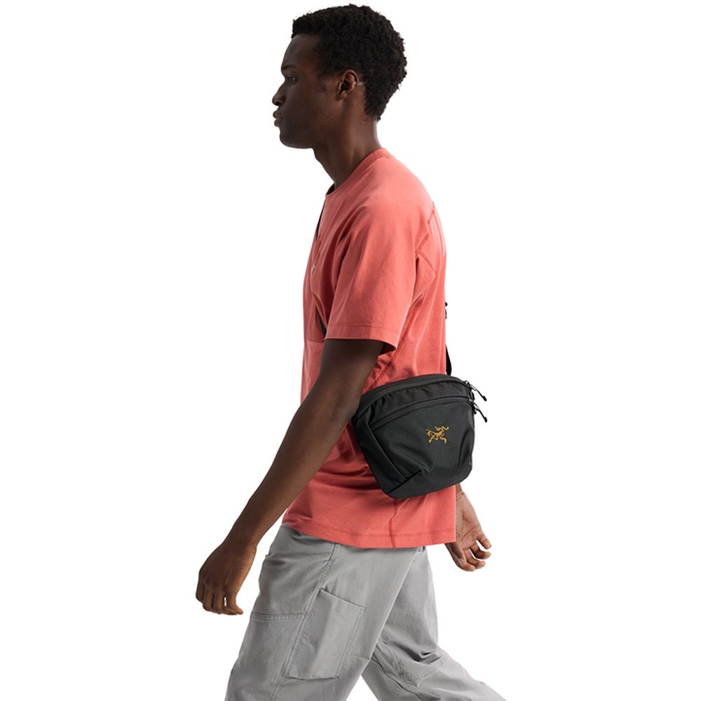 Arc'teryx Arc'teryx Mantis 2 Waist Pack 8973-001929 tassen Arc'teryx Mantis 2 Waist Pack 24K Black 8973-001929 tassen online bestellen bij Kathmandu Outdoor & Travel