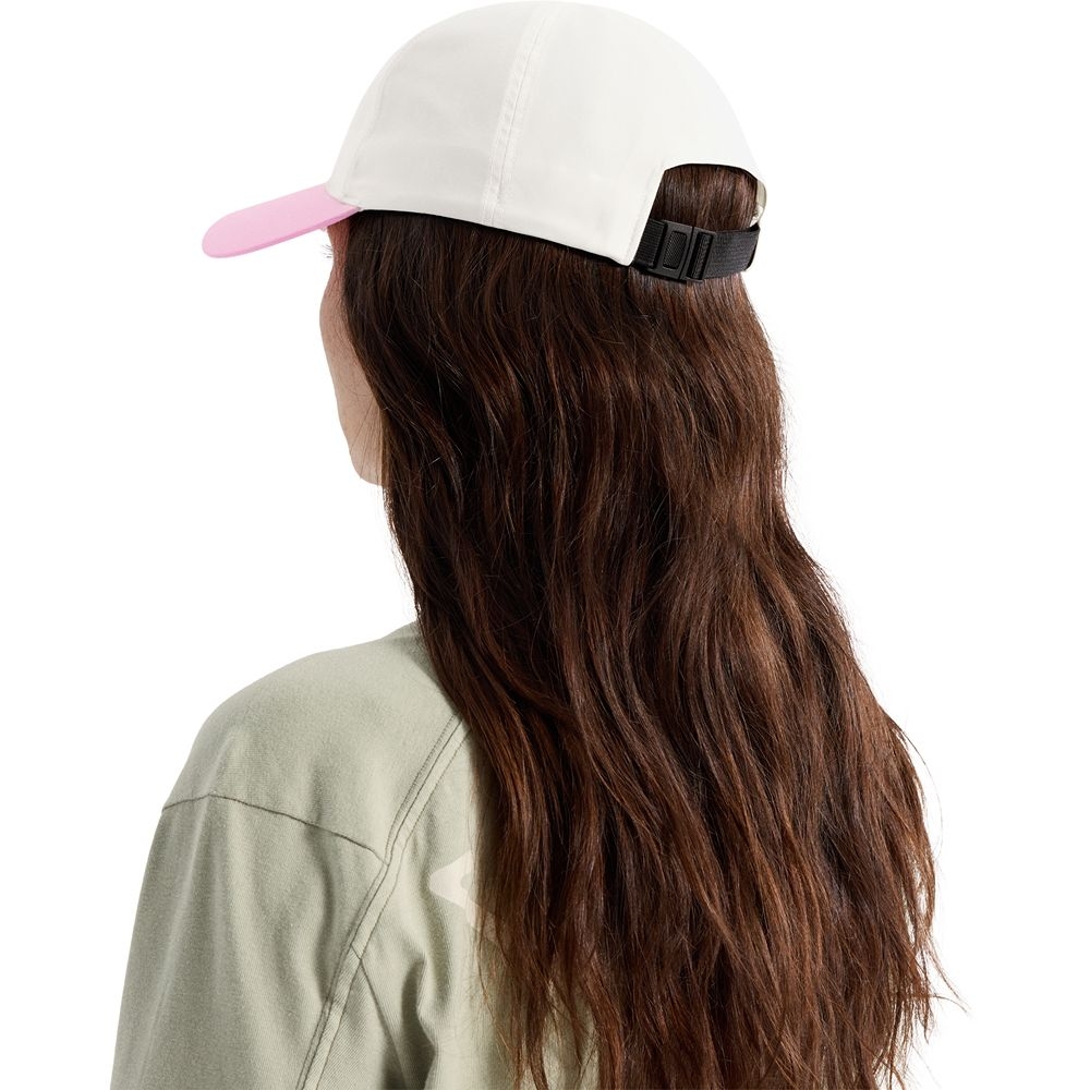 Arc'teryx Bird Word Cap Cosmic Bloom 9463-022835 kleding accessoires online bestellen bij Kathmandu Outdoor & Travel