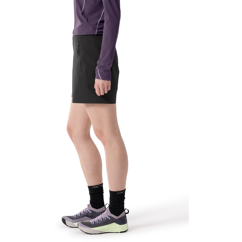 Arc'teryx Gamma Short 6' Women's Black 10392-002291 broeken online bestellen bij Kathmandu Outdoor & Travel