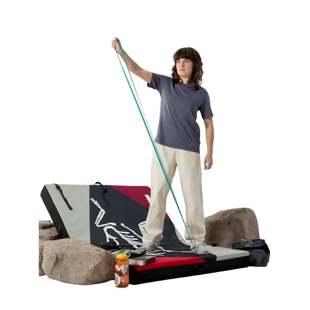 Arc'teryx Olia Shirt SS Women's Dk Stratus 10253-021549 shirts en tops online bestellen bij Kathmandu Outdoor & Travel