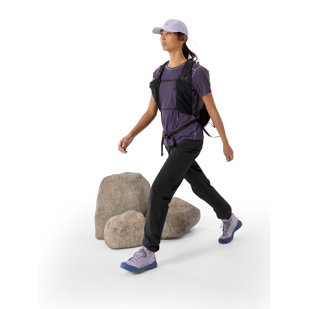 Arc'teryx Sunna Crew SS Women's Moondrop 10247-022619 shirts en tops online bestellen bij Kathmandu Outdoor & Travel