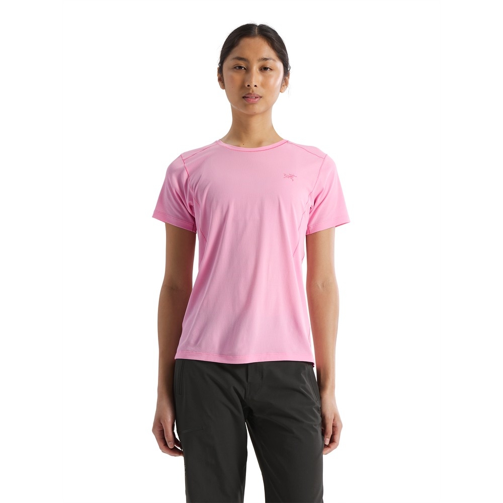 Arc'teryx Sunna Crew SS Women's Pineberry 10247-022636 shirts en tops online bestellen bij Kathmandu Outdoor & Travel