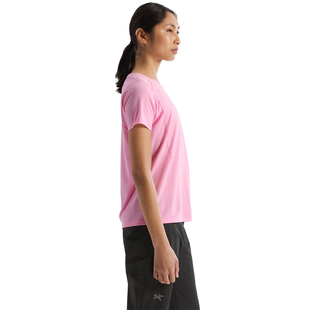 Arc'teryx Sunna Crew SS Women's Pineberry 10247-022636 shirts en tops online bestellen bij Kathmandu Outdoor & Travel