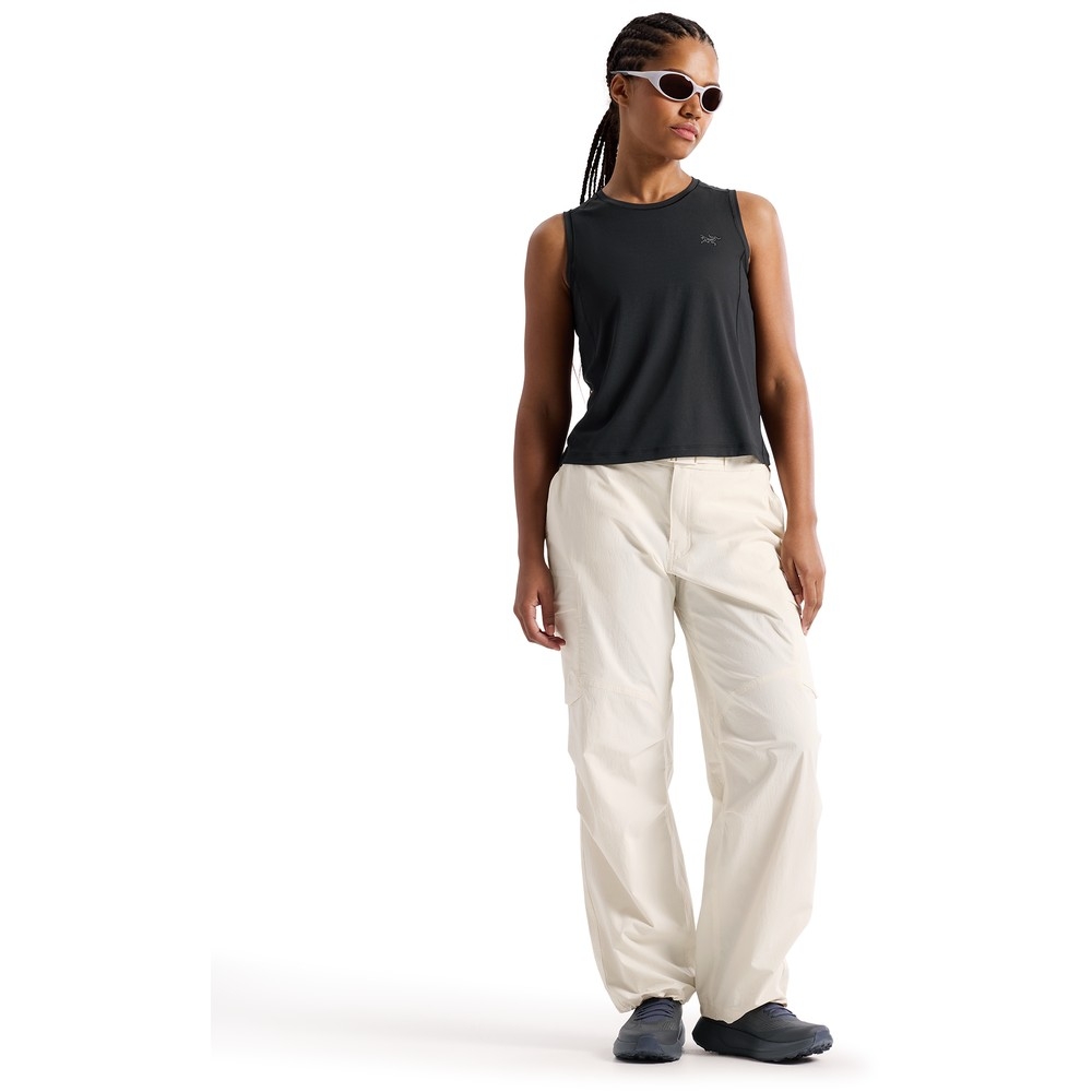 Arc'teryx Sunna Tank Women's Black 10252-002291 shirts en tops online bestellen bij Kathmandu Outdoor & Travel