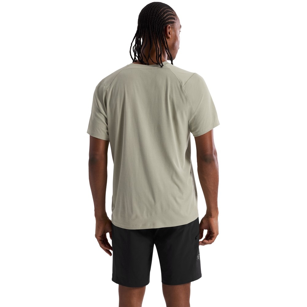 Arc'teryx Cormac Crew SS Habitat 10292-019001 shirts en tops online bestellen bij Kathmandu Outdoor & Travel