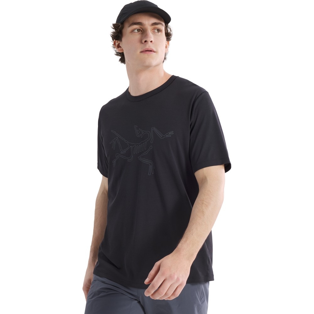 Arc'teryx Cormac Logo SS Black 10293-002291 shirts en tops online bestellen bij Kathmandu Outdoor & Travel
