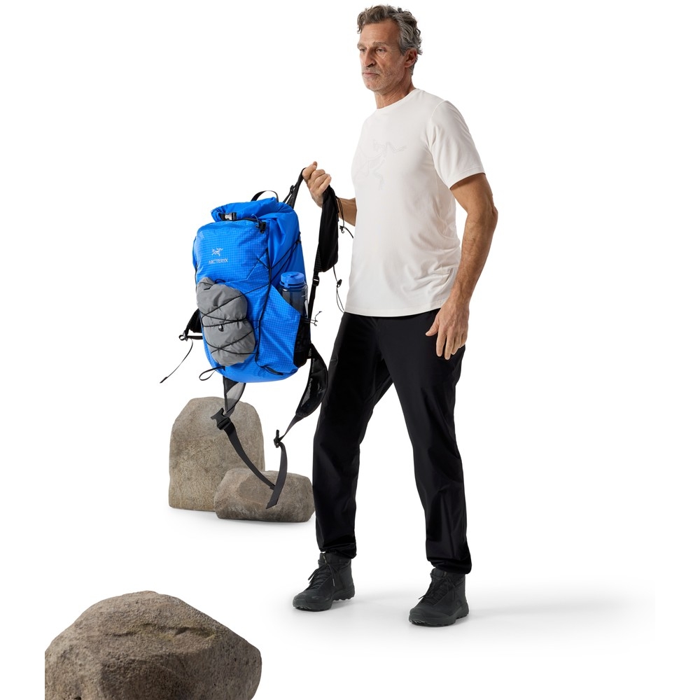 Arc'teryx Cormac Logo SS Arctic Silk 10293-020142 shirts en tops online bestellen bij Kathmandu Outdoor & Travel