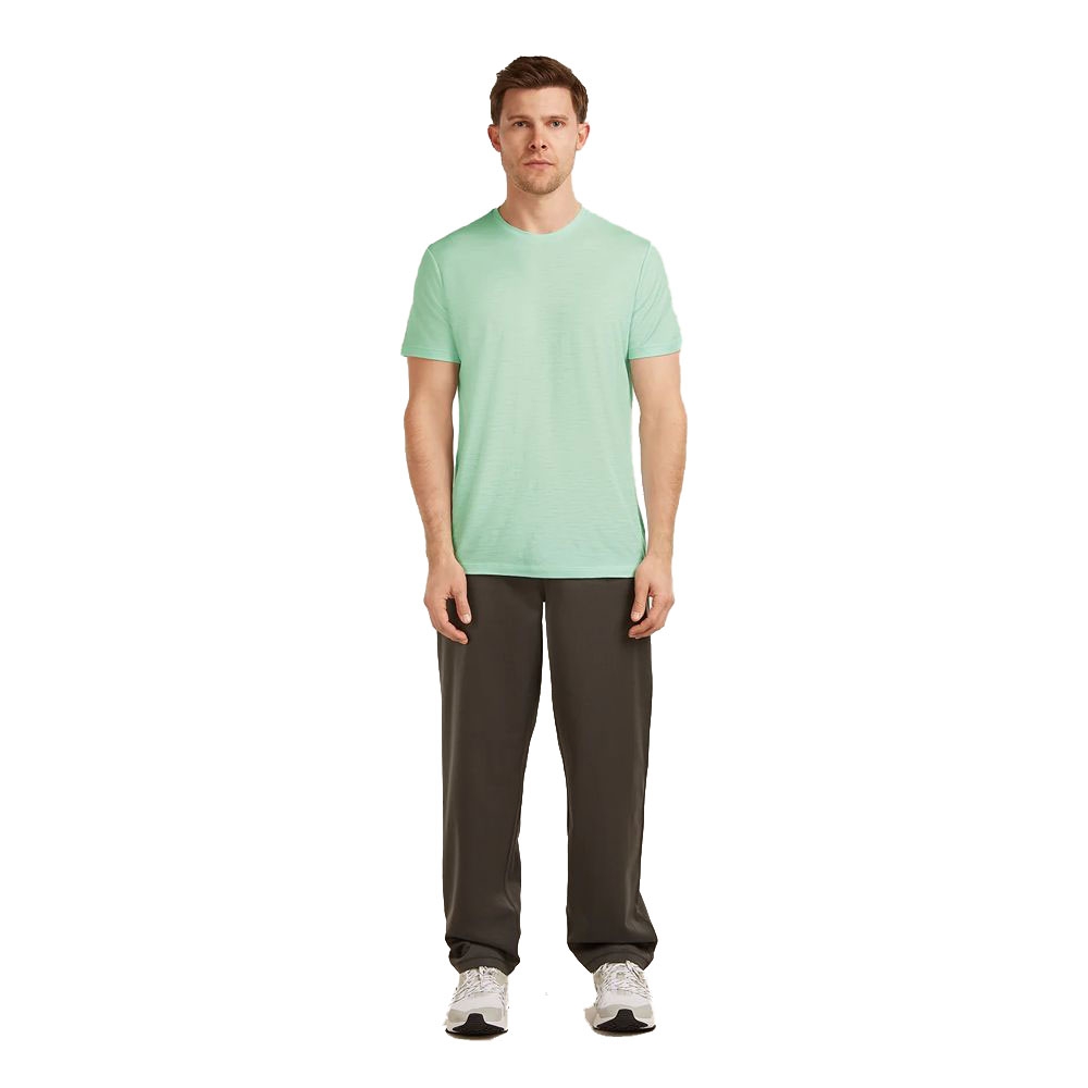 Icebreaker Mer 150 Tech Lite SS Relax Tee Mint IB0A57FR-0A21 shirts en tops online bestellen bij Kathmandu Outdoor & Travel