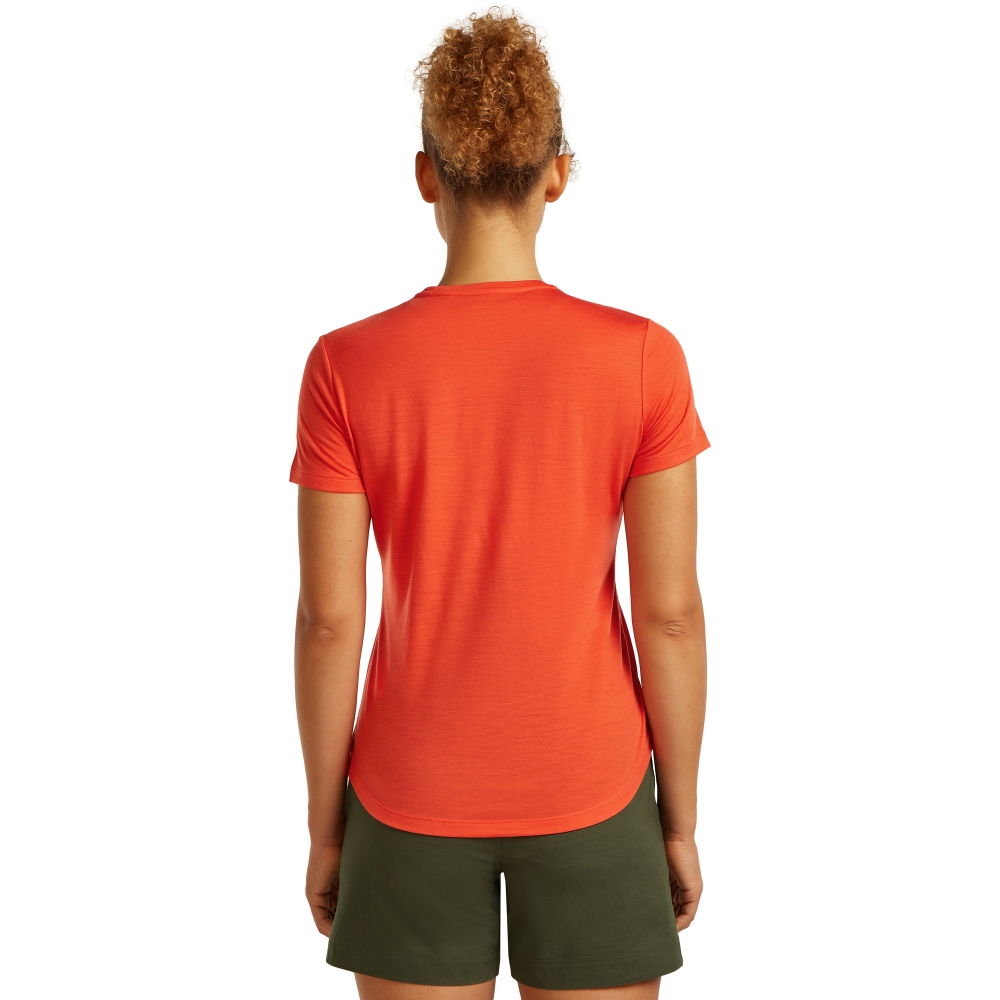Icebreaker Mer 125 Cool-Lite Sphere III SS Tee Women's Fervid IB0A56ZO-0GT1 shirts en tops online bestellen bij Kathmandu Outdoor & Travel