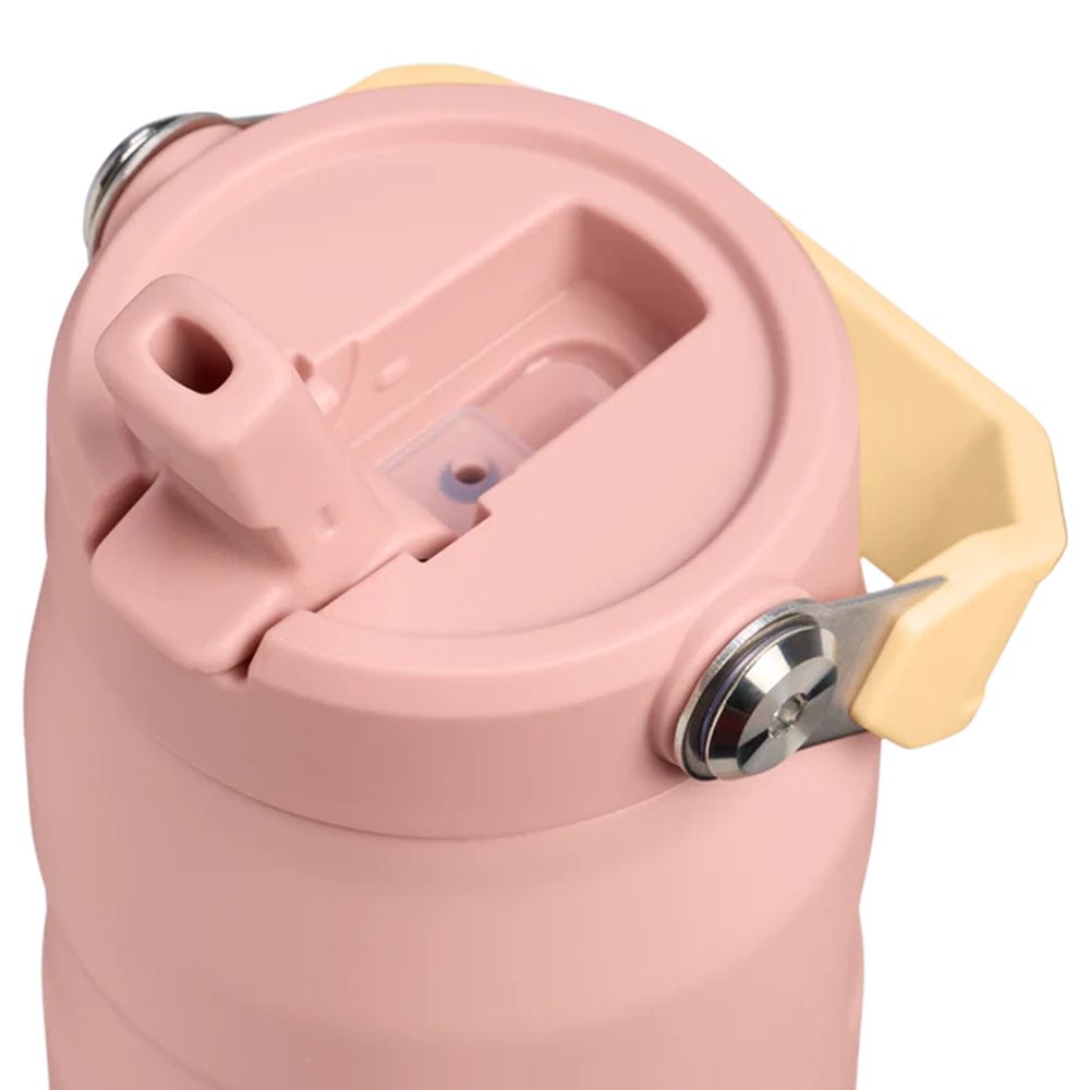 Stanley The IceFlow Bottle Flip Straw 2.0 0,7L  Peach Rose 10-11283-0511 drinkflessen en thermosflessen online bestellen bij Kathmandu Outdoor & Travel
