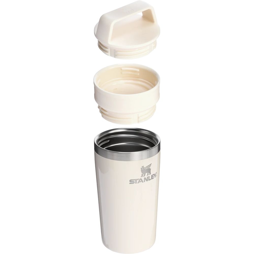 Stanley Stanley The Café-To-Go Travel Mug 0,35L 10-12080-038 drinkflessen en thermosflessen Stanley The Café-To-Go Travel Mug 0,35L Cream Gloss 10-12080-038 drinkflessen en thermosflessen online bestellen bij Kathmandu Outdoor & Travel