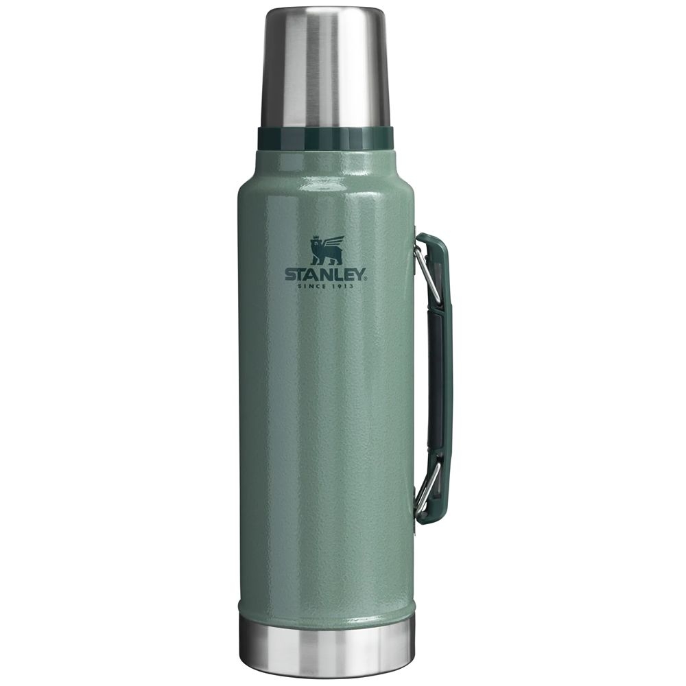 Stanley Stanley The Legendary Classic Bottle 1,4L 10-11347-119 drinkflessen en thermosflessen Stanley The Legendary Classic Bottle 1,4L Hammertone Green 10-11347-119 drinkflessen en thermosflessen online bestellen bij Kathmandu Outdoor & Travel