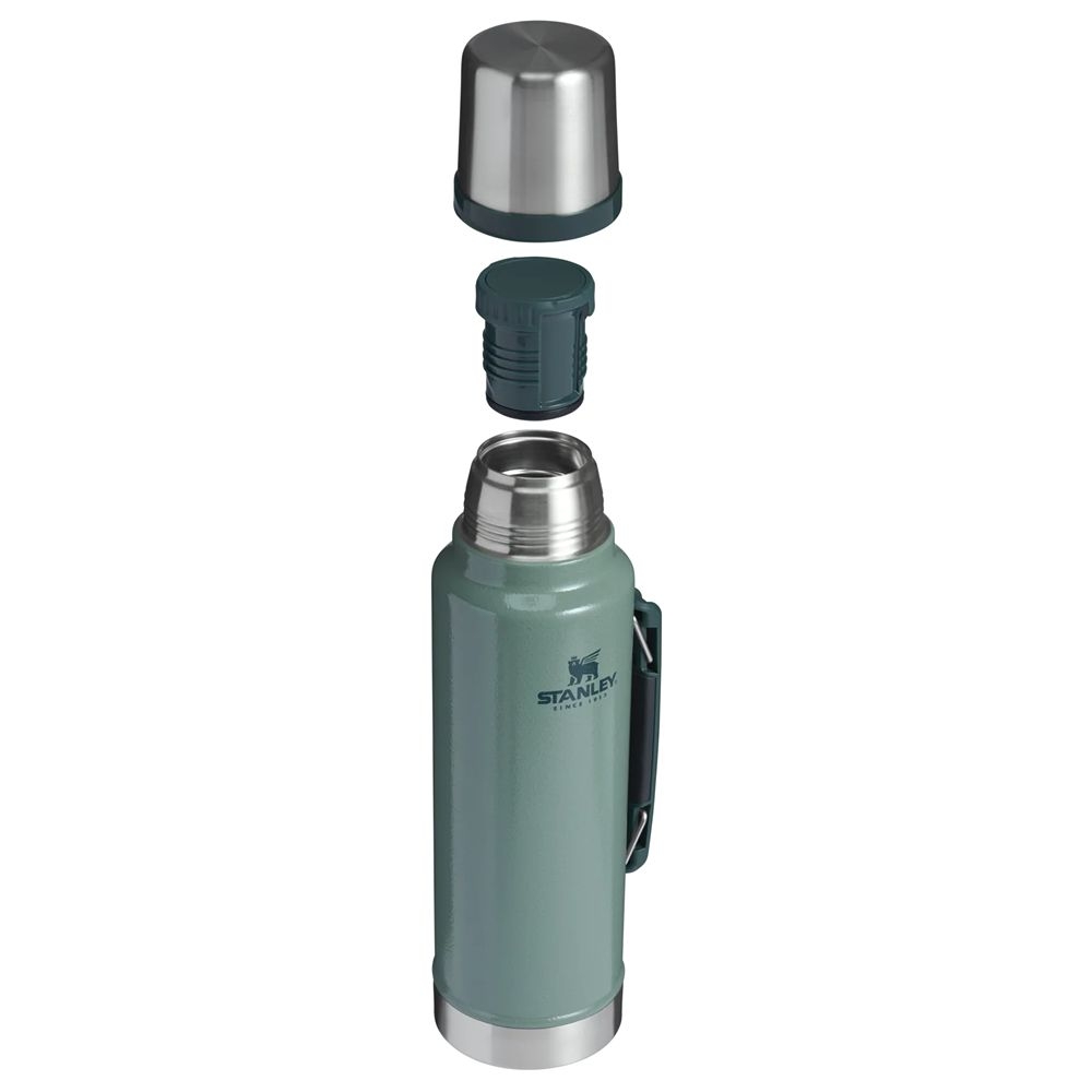 Stanley Stanley The Legendary Classic Bottle 1,4L 10-11347-119 drinkflessen en thermosflessen Stanley The Legendary Classic Bottle 1,4L Hammertone Green 10-11347-119 drinkflessen en thermosflessen online bestellen bij Kathmandu Outdoor & Travel