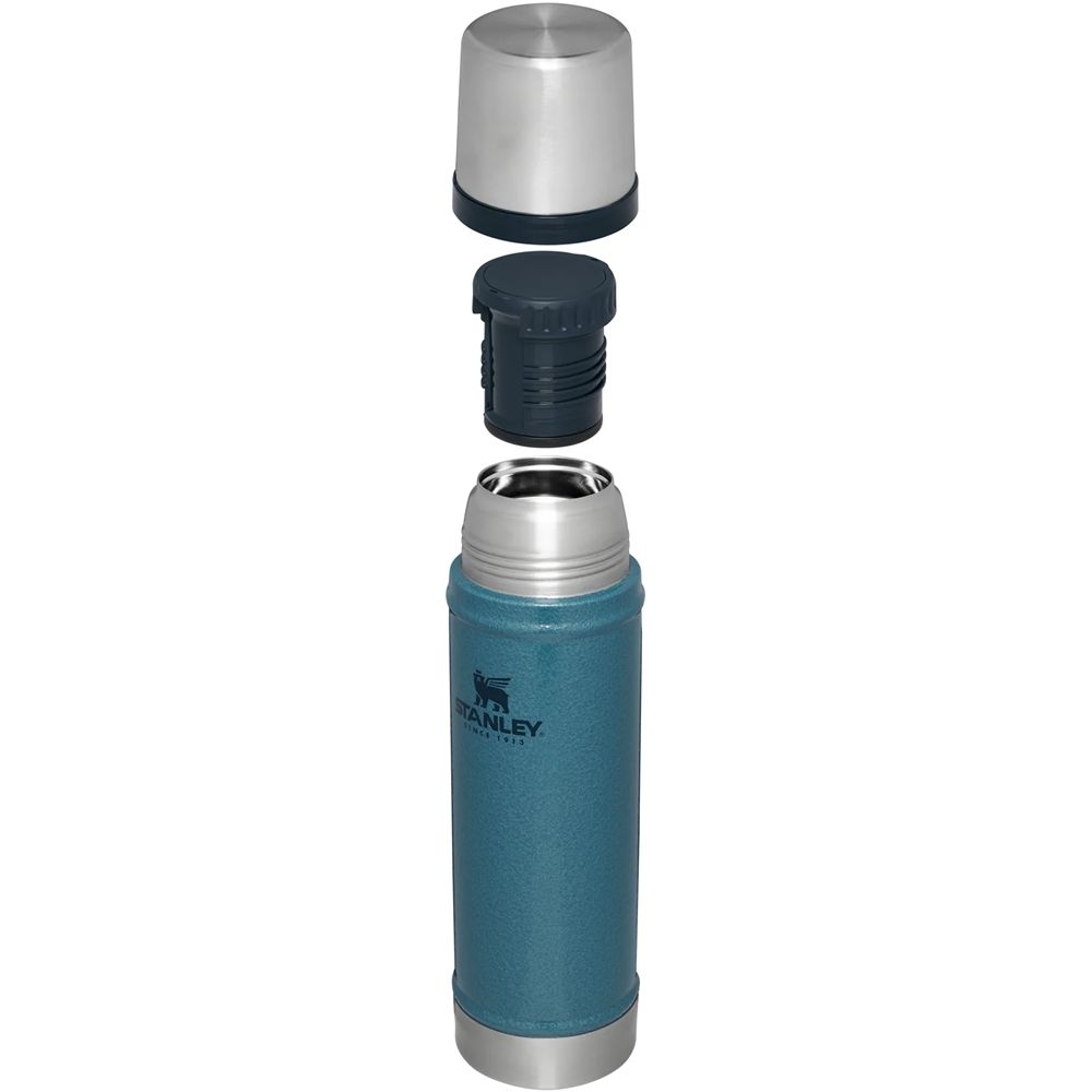 Stanley The Legendary Classic Bottle 0,59L  Hammertone Lake 10-11345-043 drinkflessen en thermosflessen online bestellen bij Kathmandu Outdoor & Travel