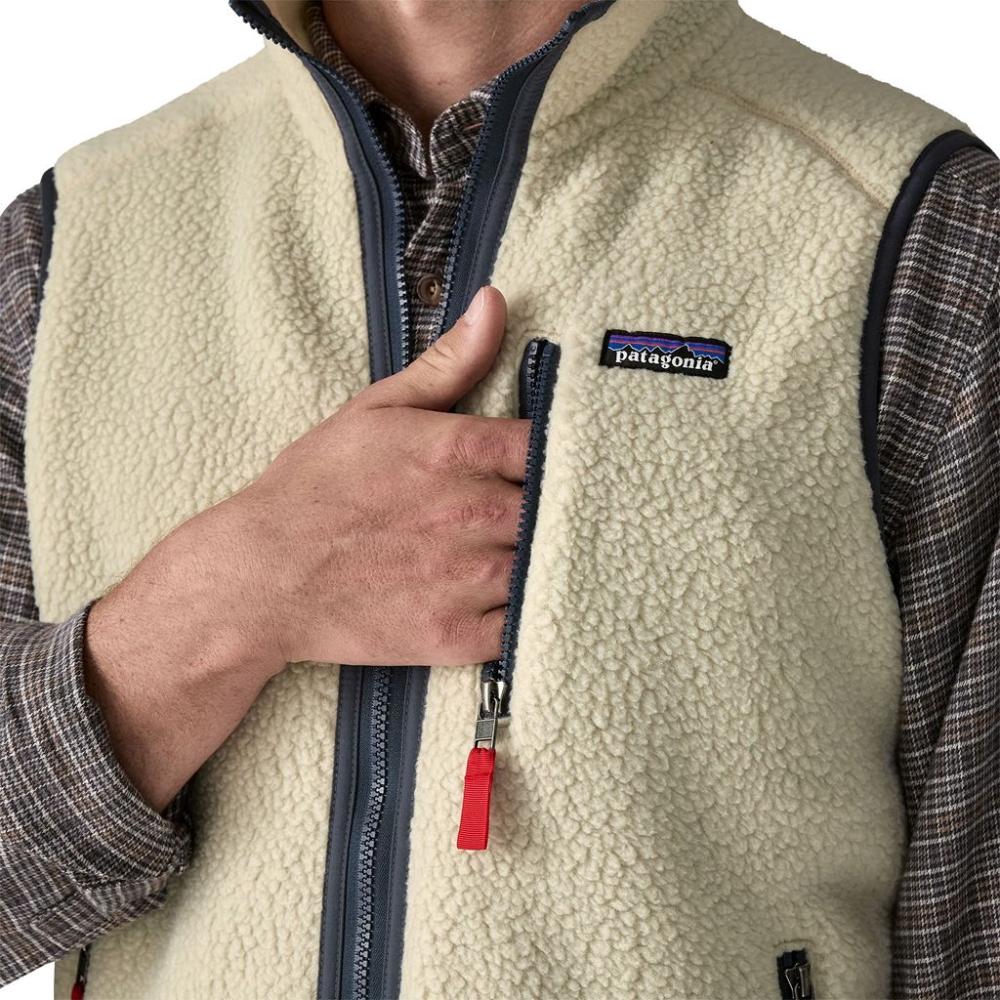 Patagonia Patagonia Retro Pile Vest 22821-PNSM jassen  Patagonia Retro Pile Vest Pelican w/Smolder Blue 22821-PNSM jassen online bestellen bij Kathmandu Outdoor & Travel