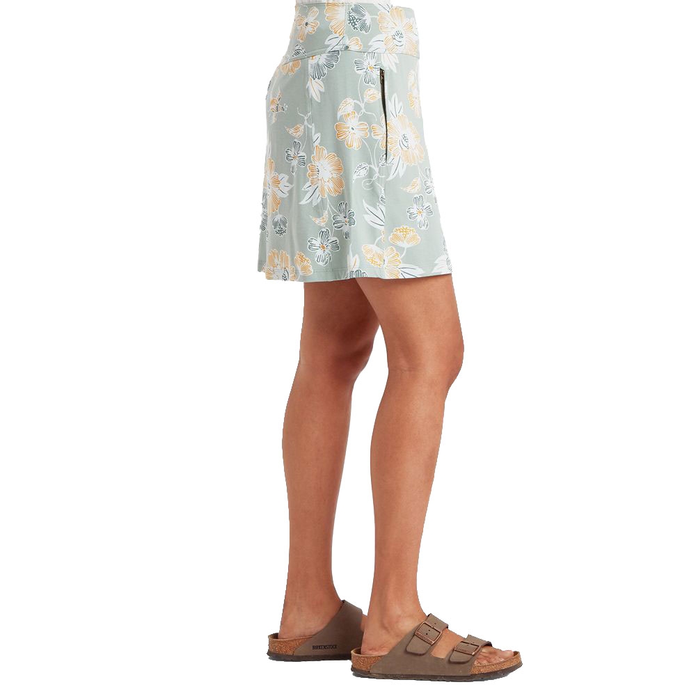 Sherpa Adventure Gear Neha Skort Women's Celery Floral SW24021-899 jurken en rokken online bestellen bij Kathmandu Outdoor & Travel