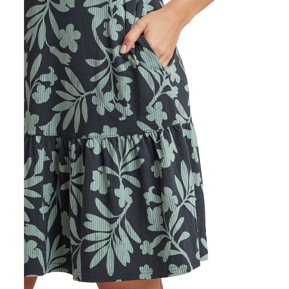 Sherpa Adventure Gear Neha Ruffle Dress Women's Black Gurans SW24076-284 jurken en rokken online bestellen bij Kathmandu Outdoor & Travel