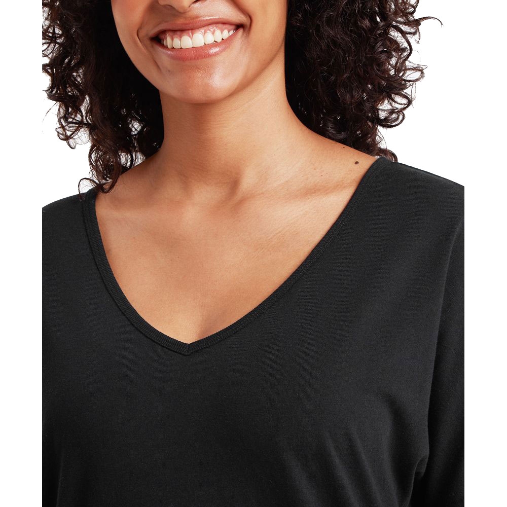 Sherpa Adventure Gear Jutna V-Neck Tee Women's Black SW21051-130 shirts en tops online bestellen bij Kathmandu Outdoor & Travel