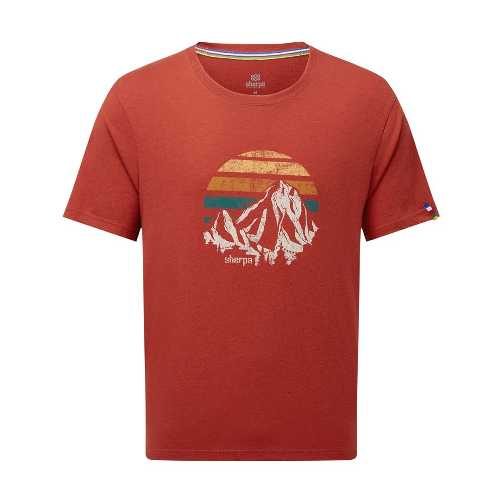 Sherpa Adventure Gear Bali Retro Sunset Tee Rust SM11065-444 shirts en tops online bestellen bij Kathmandu Outdoor & Travel