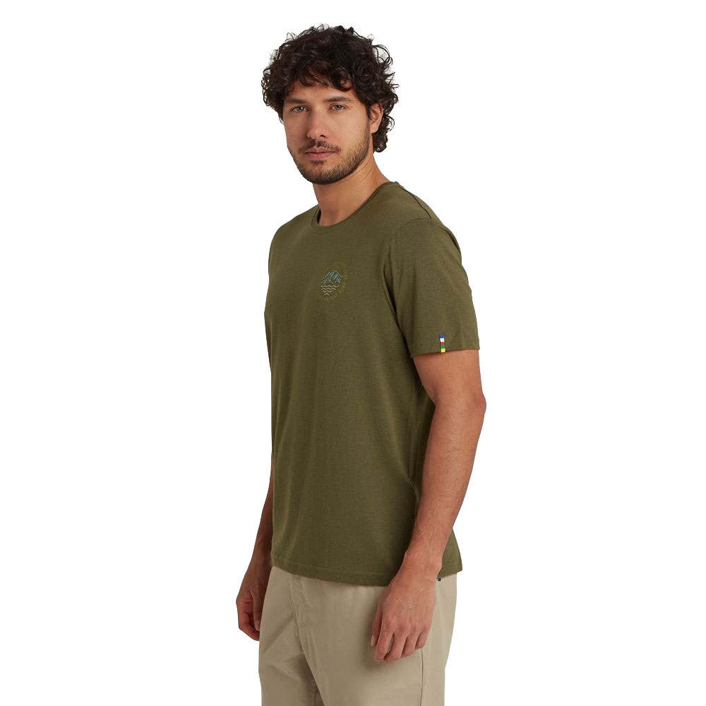 Sherpa Adventure Gear Bali Circle Tee Evergreen SM11097-800 shirts en tops online bestellen bij Kathmandu Outdoor & Travel