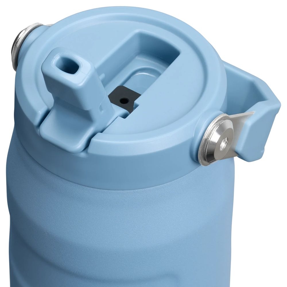 Stanley The IceFlow Bottle Flip Straw 2.0 0,7L  Indigo 10-11283-397 drinkflessen en thermosflessen online bestellen bij Kathmandu Outdoor & Travel