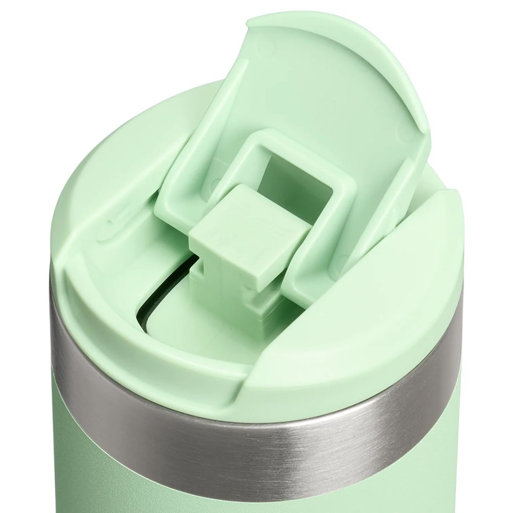 Stanley Stanley The AeroLight Transit Mug 0,47L 10-10787-248 drinkflessen en thermosflessen Stanley The AeroLight Transit Mug 0,47L Pistachio 10-10787-248 drinkflessen en thermosflessen online bestellen bij Kathmandu Outdoor & Travel