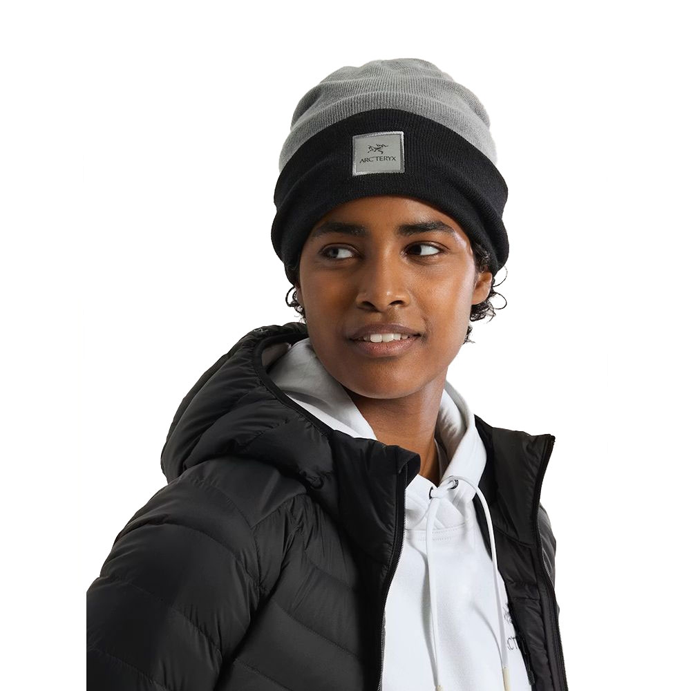 Arc'teryx Color Block Toque Void / Black 9931-022429 kleding accessoires online bestellen bij Kathmandu Outdoor & Travel