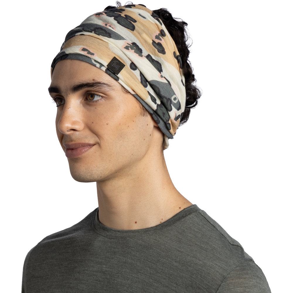 Buff Buff Merino Lightweight 137891555-555 kleding accessoires Buff Merino Lightweight Multi 137891555-555 kleding accessoires online bestellen bij Kathmandu Outdoor & Travel