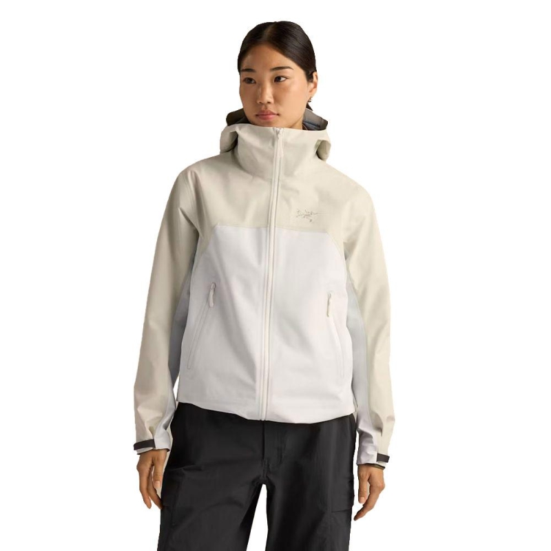 Arc'teryx Beta Jacket Women's Sea Salt / Arctic Silk regenjas