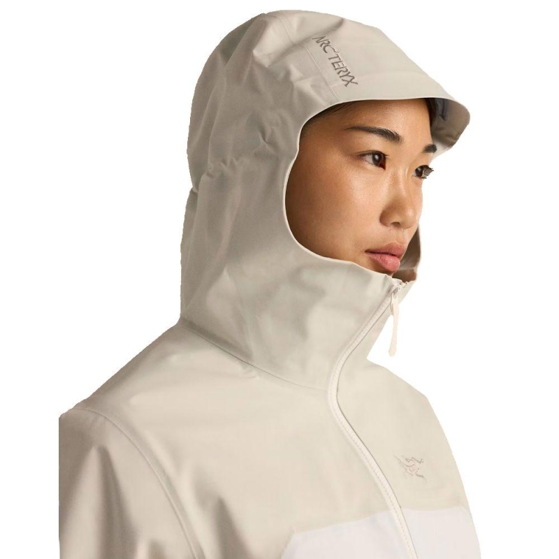 Arc'teryx Beta Jacket Women's Sea Salt / Arctic Silk regenjas
