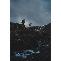RAB Microlight Shield Jacket Oak winterjas