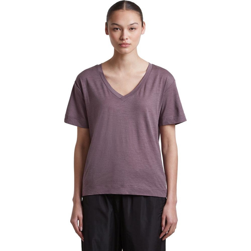 Icebreaker Mer 150 Tech Lite SS Relax V Neck Tee Women's Grey Plum t-shirt