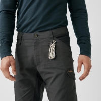 Fjällräven Kaipak Trousers Regular Dark Grey-Black lange broek